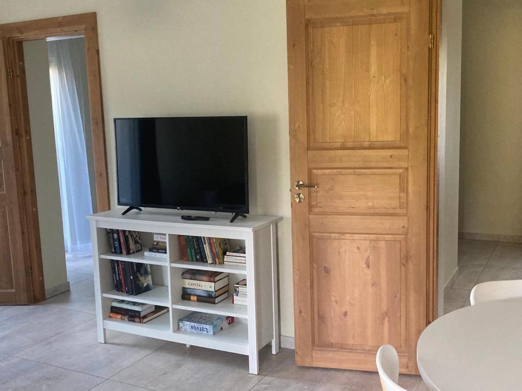 Luci Juras Apartamenti 2 รัวยา ภายนอก รูปภาพ